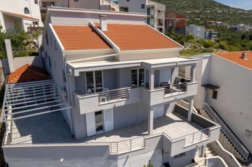 Nikola Apartment เนอุม ภายนอก รูปภาพ